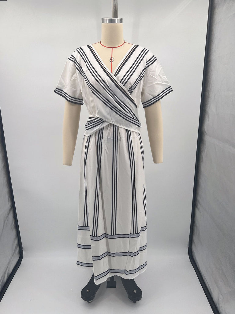 Casual Loose Retro Striped Print Holiday Dress Summer Short Sleeve V Neck Robes Dress Boho Beach Pleated A-Line Long Dress Woman