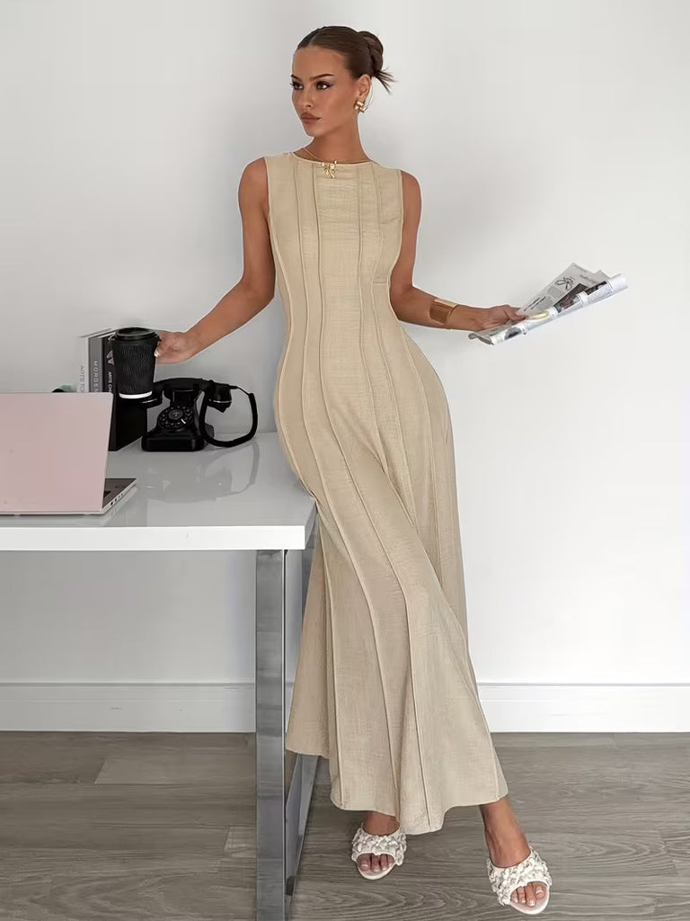 Womens Sleeveless Crew-Neck Pleated Elegant Stylish Maxi Dress